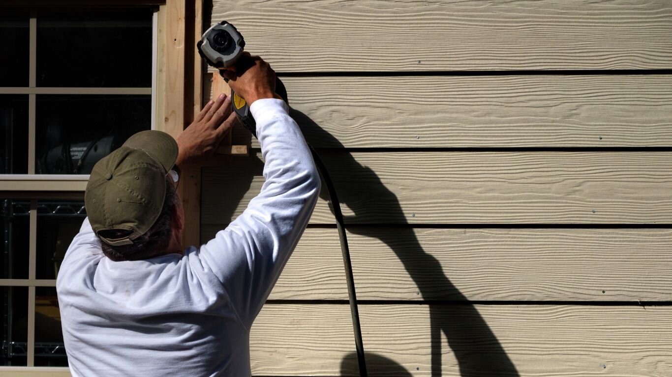 The Best Siding Options for Homes in Cold and Humid Climates